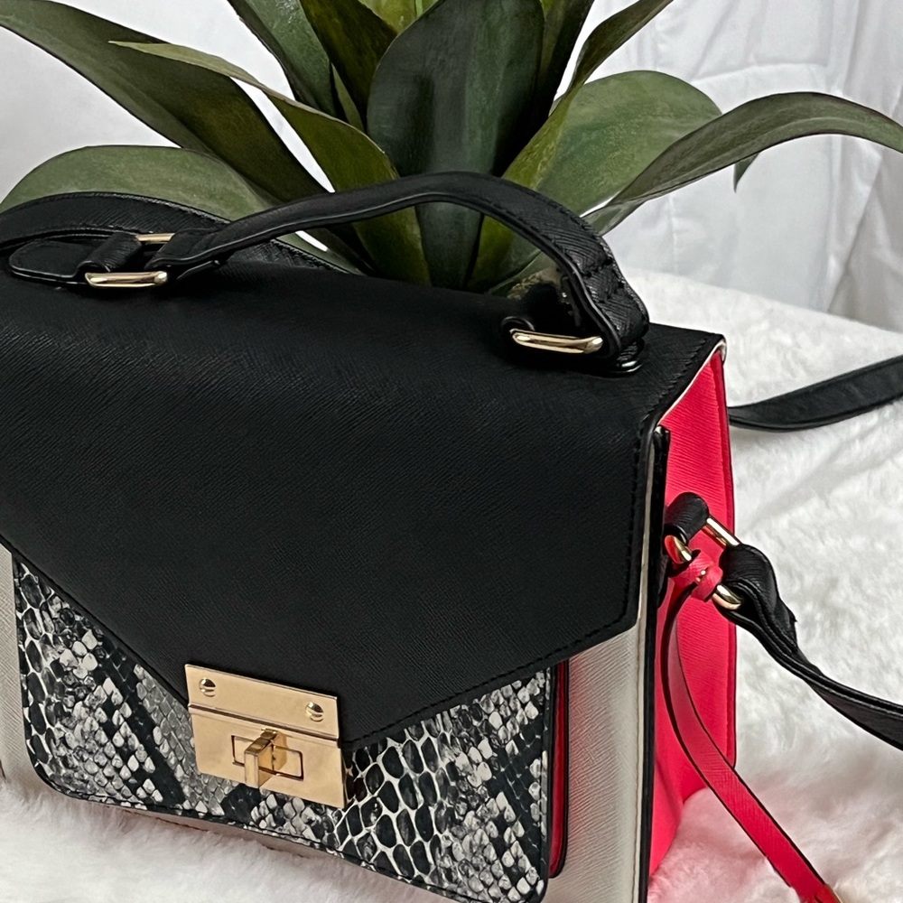 Call It Spring Collection Crossbody Hot Pink Alligator black and white